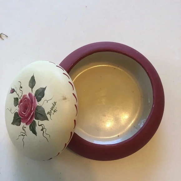 Vintage bowl with cover - Picture 2 of 4